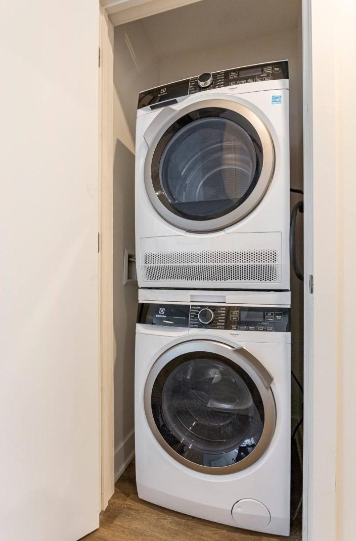 2Br+Gym For Vip Corporate & Students Downtown Mtl Apartment Montreal Bagian luar foto
